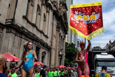 RIO DE JANEIRO (RJ), Brezilya 01 / 21 / 2024 - Bloco do Cha da Alice, şarkıcı Daniela Mercury ile geleneksel Pipoca da Rainha 'yı bu Pazar (21 Ocak) Rio de Janeiro sokak karnavalına getirdi.). 