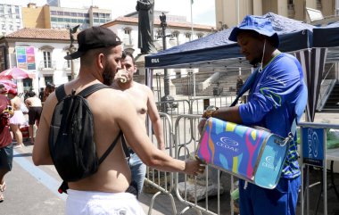 Rio de Janeiro (RJ), Brezilya 01 / 20 / 2024 - Karnaval 'a üç hafta kala, bloklar bu hafta sonu Rio sokaklarında. Bu Cumartesi (20) Rio 'daki karnaval öncesi ilk büyük abluka geçit töreni 