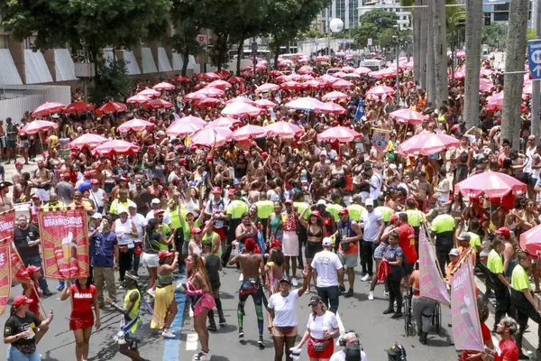 Rio Janeiro Brazilië 2024 Parade Blocks Juichen Feestvierders Toe Met — Stockfoto
