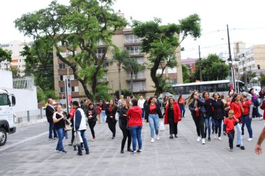 CURITIBA (PR), Brezilya 24 / 01 / 2024 - Maç Furacao ve Arena da Baixada arasındaki buluşmayı simgeliyor. Stadyum da dolu olacak. Oyunun hayranları olmaz, kapalı kapılar ardında olur.