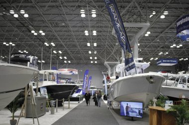 New York Tekne Şovu. 24 Ocak 2024, New York, ABD. Uluslararası Tekne Endüstrisi 'ne (IBI) göre, New York Teknesi 1905' ten beri devam etmektedir ve dünyanın en eski ve en uzun süreli tekne fuarıdır.. 