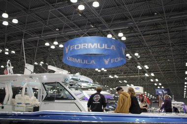 New York Tekne Şovu. 24 Ocak 2024, New York, ABD. Uluslararası Tekne Endüstrisi 'ne (IBI) göre, New York Teknesi 1905' ten beri devam etmektedir ve dünyanın en eski ve en uzun süreli tekne fuarıdır.. 