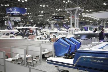 New York Tekne Şovu. 24 Ocak 2024, New York, ABD. Uluslararası Tekne Endüstrisi 'ne (IBI) göre, New York Teknesi 1905' ten beri devam etmektedir ve dünyanın en eski ve en uzun süreli tekne fuarıdır.. 