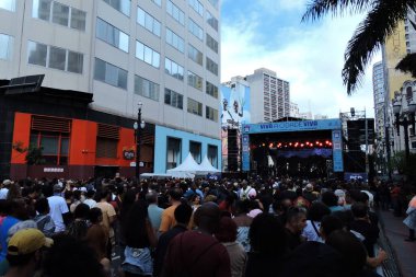 Sao Paulo (SP), 01 / 25 / 2024 - Demonios da Garoa grubu, başkentin 470. kuruluş yıldönümü münasebetiyle bu Perşembe günü Avenida Sao Joao 'da sahne aldı. (Fotoğraf: Leandro