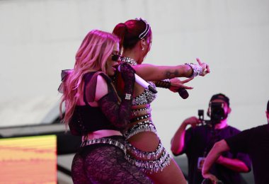 Sao Paulo (SP), 01 / 25 / 2024 - Şarkıcı Luisa Sonza, bu Perşembe Sao Paulo 'daki Latin Amerika Anıtı' nda Anitta provasını gerçekleştiren şarkıcı Anitta ile bir katılım gösterdi. 