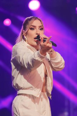 Praia Grande (SP), Brezilya - 01 / 26 / 2024 - SHOW / MANU BATIDAO / PRAIA GRANDE - Şarkıcı Manu Batidao dün gece Praia Grande 'deki Estacao Verao' da bir konser verdi (26)). 