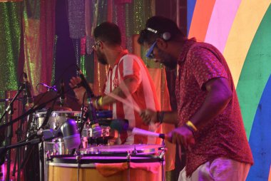 RIO DE JANEIRO (RJ), Brezilya 1 / 28 / 2024 - CasaBloco 'nun 5' inci baskısı bu Pazar (28) Rio de Janeiro 'daki MAM Modern Sanat Müzesi' nde çok sayıda ilgi gördü. Bloco da Gravata Florida ile Samba ve neşe dolu bir gün