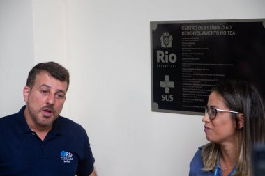 Rio de Janeiro (RJ) Brezilya 31 / 01 / 2024 - Belediye Başkanı Eduardo Paes ve Sağlık Bakanı Daniel Soranz, spektrum bozukluklarında kalkınmayı teşvik eden ilk merkezin açılışını gerçekleştirdi