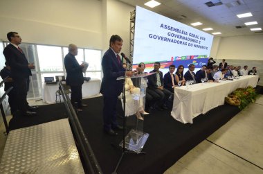 NATAL (RN), Brezilya 01 / 02 / 2024 - Rio Grande do Norte Valisi Fatima Bezerra, Sosyal Kalkınma Bakanı 'nın da katılımıyla 01 / 31 / 2024 tarihinde Natal / RN' deki kongre merkezinde Kuzeydoğu Konsorsiyumu başkanı olarak göreve başladı.