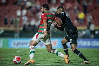 Sao Paulo (SP), Brezilya 31 / 01 / 2024 - Campeonato Paulista 2024 'ün dördüncü turu için geçerli olan Portuguesa ile Ponte Preta arasındaki maç, bu Çarşamba gecesi Sao Paulo-SP' deki Estadio Oswaldo Teixeira Duarte, Caninde 'de yapıldı.