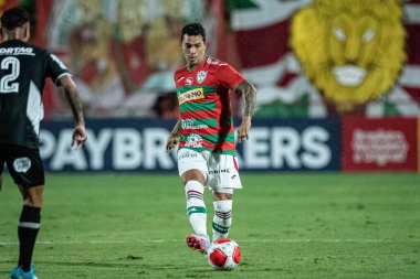 Sao Paulo (SP), Brezilya 31 / 01 / 2024 - Campeonato Paulista 2024 'ün dördüncü turu için geçerli olan Portuguesa ile Ponte Preta arasındaki maç, bu Çarşamba gecesi Sao Paulo-SP' deki Estadio Oswaldo Teixeira Duarte, Caninde 'de yapıldı.