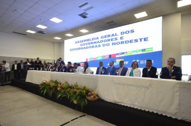 NATAL (RN), Brezilya 01 / 02 / 2024 - Rio Grande do Norte Valisi Fatima Bezerra, Sosyal Kalkınma Bakanı 'nın da katılımıyla 01 / 31 / 2024 tarihinde Natal / RN' deki kongre merkezinde Kuzeydoğu Konsorsiyumu başkanı olarak göreve başladı.