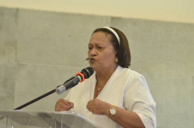 NATAL (RN), Brezilya 01 / 02 / 2024 - Rio Grande do Norte Valisi Fatima Bezerra, Sosyal Kalkınma Bakanı 'nın da katılımıyla 01 / 31 / 2024 tarihinde Natal / RN' deki kongre merkezinde Kuzeydoğu Konsorsiyumu başkanı olarak göreve başladı.