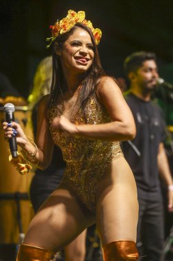 RIO DE JANEIRO (RJ), Brezilya 03 / 02 / 2024 - Şarkıcı Lexa Bloco Sapequinha 'da bir performans sırasında, blok bu Cumartesi, 3 Şubat 2024' ün erken saatlerinde, Rio de Janeiro kentindeki MAM 'de gerçekleşti.. 