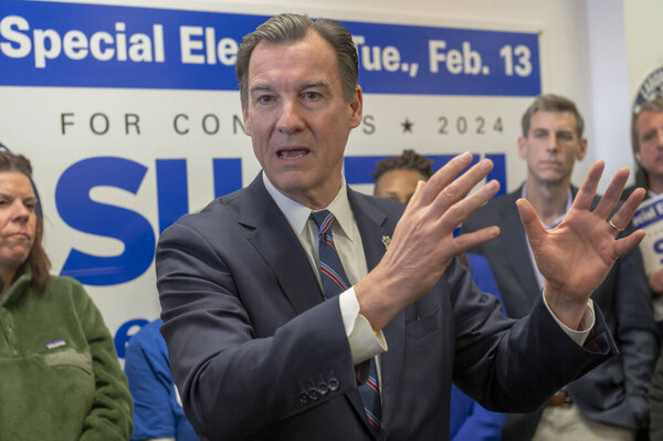 Tom Suozzi Holds A Campaign Rally. February 4, 2024, New York, New York, USA: Tom Suozzi speaks at an election rally in Bayside on February 04, 2024 in the Queens borough of New York City.   Early voting started Saturday February 3 