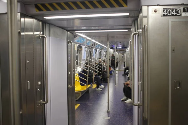 Arrival Long Awaited Mtas Open Gangway Metro Cars New York — Foto de Stock