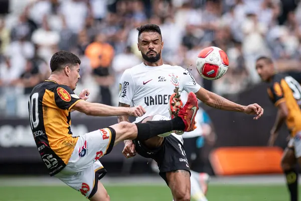 SAO PAULO (SP), Brezilya 04 / 02 / 2024 - Pazar sabahı Sao Paulo-SP 'nin doğu bölgesindeki Neo Quimica Arena' da düzenlenen Campeonato Paulista 2024 'ün beşinci turu için geçerli olan Corinthians ve Novorizontino arasındaki maç