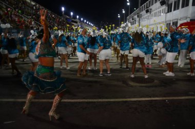 4 Şubat 2024 Pazar günü Brezilya 'nın Rio de Janeiro şehrinin merkezindeki Marques de Sapucai' de düzenlenen Imperatriz Leopoldinense samba okulunun teknik provası.