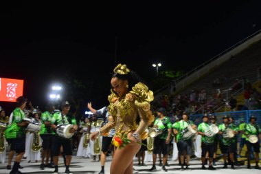 4 Şubat 2024 Pazar günü Brezilya 'nın Rio de Janeiro şehrinin merkezindeki Marques de Sapucai' de düzenlenen Imperatriz Leopoldinense samba okulunun teknik provası.