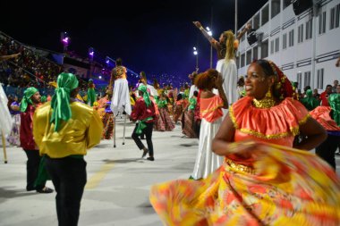 4 Şubat 2024 Pazar günü Brezilya 'nın Rio de Janeiro şehrinin merkezindeki Marques de Sapucai' de düzenlenen Imperatriz Leopoldinense samba okulunun teknik provası.