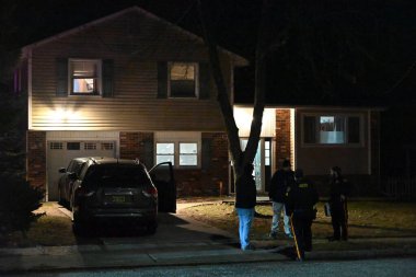 Willingboro, New Jersey 'de birkaç kez bıçaklanmış. 4 Şubat 2024, Willingboro, New Jersey, ABD: Bir kişinin Pazar akşamı Willingboro, New Jersey 'de 10 Rose Caddesi' nde defalarca bıçaklandığı bildirildi.. 