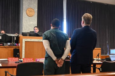 Cesar Santana Jersey City, New Jersey 'deki Hudson County Yüksek Mahkemesi' nde görüldü. 5 Şubat 2024, Jersey City, New Jersey, ABD: Cesar Santana bir Jersey City anaokulu öğretmenini öldürmekle suçlanıyor ve Pazartesi sabahı mahkemeye çıkarıldı.