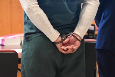 Cesar Santana Jersey City, New Jersey 'deki Hudson County Yüksek Mahkemesi' nde görüldü. 5 Şubat 2024, Jersey City, New Jersey, ABD: Cesar Santana bir Jersey City anaokulu öğretmenini öldürmekle suçlanıyor ve Pazartesi sabahı mahkemeye çıkarıldı.