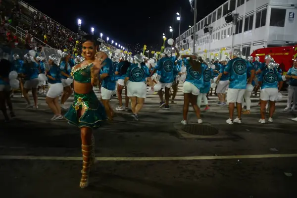 4 Şubat 2024 Pazar günü Brezilya 'nın Rio de Janeiro şehrinin merkezindeki Marques de Sapucai' de düzenlenen Imperatriz Leopoldinense samba okulunun teknik provası.