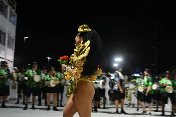4 Şubat 2024 Pazar günü Brezilya 'nın Rio de Janeiro şehrinin merkezindeki Marques de Sapucai' de düzenlenen Imperatriz Leopoldinense samba okulunun teknik provası.