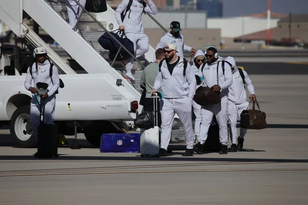 Goldwater Ulusal Muhafız Üssü-Arizona 'ya SuperbowlVII için Eagles Players' ın gelişi. 5 Şubat 2023, Phoenix, Arizona, ABD: Goldwater Ulusal Muhafız Üssü Arizona 'daki Philadelphia Eagles Oyuncuları SuperBowlVII maçı için geldiler 