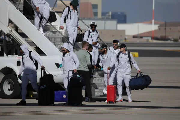 Goldwater Ulusal Muhafız Üssü-Arizona 'ya SuperbowlVII için Eagles Players' ın gelişi. 5 Şubat 2023, Phoenix, Arizona, ABD: Goldwater Ulusal Muhafız Üssü Arizona 'daki Philadelphia Eagles Oyuncuları SuperBowlVII maçı için geldiler 