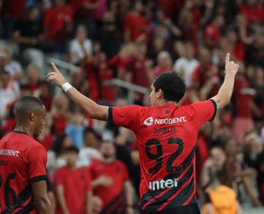 CURITIBA (PR), Brezilya 02 / 07 / 2024 - Pablo, Athletico PR ve FC Cascavel arasında oynanan 2024 Paranaense Şampiyonası 'nın 7. Raundunda geçerli olan maçta golü kutluyor