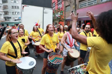 Sao Paulo (SP), 02 / 07 / 2024 - Banda do Candinho Carnavalesca, 13 Eylül 1981 'de Jornal Popular da Tarde Diario Popular' ın editör ofisinde kuruldu.