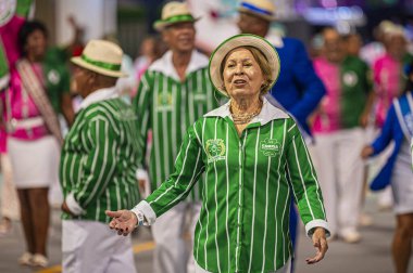 SAO PAULO (SP), Brezilya 02 / 09 / 2024 - Sao Paulo 'nun Sao Paulo kentinin kuzeyindeki Anhembi Sambadrome' da, Sao Paulo 'nun özel samba okullarının geçit törenleri için geçerli