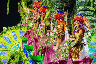 SAO PAULO (SP), 02 / 10 / 2024 - Sao Paulo samba okullarının geçit töreni sırasında Tom Maior, Sao Paulo Sambadrome 'un kuzey bölgesindeki Anhembi Sambadrome' da düzenlenen samba okullarının geçit törenleri için geçerlidir.