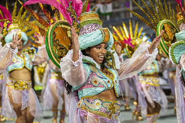 Sao Paulo Brezilya 2024 Sao Paulo Samba Okullarının Geçit Töreni — Stok fotoğraf