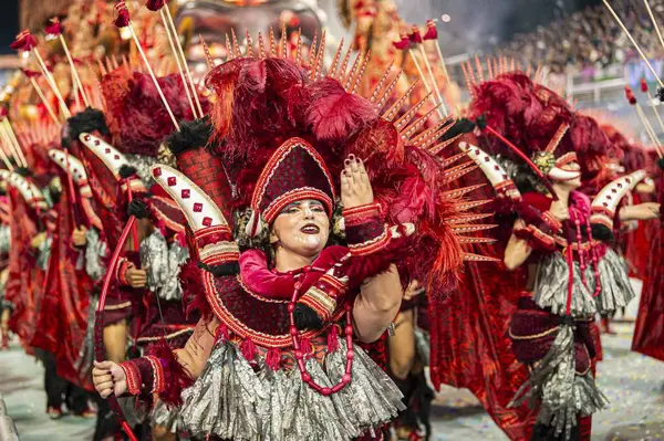 Sao Paulo Brasilien 2024 Dragoes Real Paraden Samba Skolorna Sao — Stockfoto
