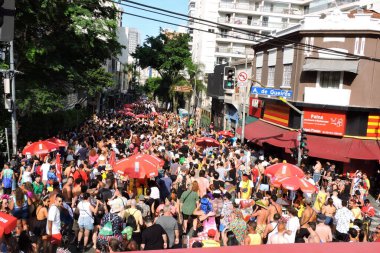 SAO PAULO 02/10/2024. Birkaç DJ tarafından yönetilen ilk elektronik müzik bloğu Sao Paulo 'nun merkezinde, bu Cumartesi öğleden sonra, 10 Şubat 2024.