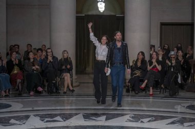 Cucculelli Shaheen - Runway - Şubat 2024 New York Moda Haftası. 10 Şubat 2024, New York, New York, ABD: New York Moda Haftası sırasında Cucculelli Shaheen defilesinde mankenler podyum finalinde yürür