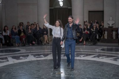 Cucculelli Shaheen - Runway - Şubat 2024 New York Moda Haftası. 10 Şubat 2024, New York, New York, ABD: New York Moda Haftası sırasında Cucculelli Shaheen defilesinde mankenler podyum finalinde yürür