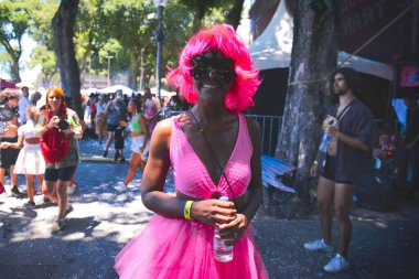 Rio de Janeiro (RJ) Brazil 02 / 11 / 2024 - Rio de Janeiro 'daki Praca Tiradentes' te Bloco Cordao do Boitata 'nın sunumu. Miras, Hareket ve Dönüşüm temalı grup Rio 'daki karnavalı canlandırdı. 