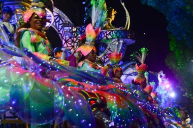 RIO de JANEIRO (RJ), Brezilya 02 / 12 / 2024 - Rio de Janeiro 'nun merkezindeki Marques de Sapucai' deki Vila Isabel samba okulu, heyecan verici bir geçit töreni düzenledi. 
