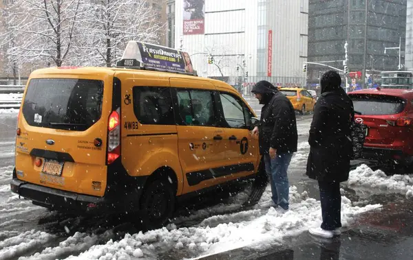 Heavy Snow Slams New York Northeast Bringing Travel Hazards Flight — Stock Photo, Image