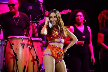 Sao Paulo (SP), 02 / 12 / 2024 - Pazartesi öğleden sonra şehirdeki karnaval etkinliklerini kontrol etmek için bugüne kadarki en büyük seyirciyi kaydetti. Çok çeşitli ve havalı bir seyirci prim dans pistlerine yayıldı.