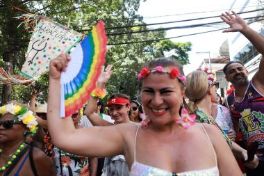 Sao Paulo (SP), 02 / 12 / 2024 - Sao Paulo 'nun en büyüğü olan Bloco Esfarrado, bu Pazartesi günü Bixiga caddelerinde 77 yılı kutlayarak, 02 / 17 / 1947' de doğdu..