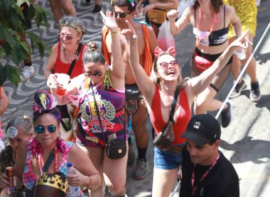 Sao Paulo (SP), 02 / 12 / 2024 - Sao Paulo 'nun en büyüğü olan Bloco Esfarrado, bu Pazartesi günü Bixiga caddelerinde 77 yılı kutlayarak, 02 / 17 / 1947' de doğdu..