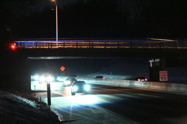 Olay Yeri İnceleme Bürosu, Nutley, New Jersey 'de bir vur kaç olayını araştırıyor. 14 Şubat 2024, Nutley, New Jersey, ABD: Bir yayanın öldüğü ve ikinci yayanın ağır yaralandığı açıklandı. 