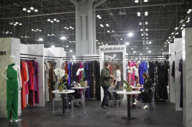 Coterie, New York, ABD 'deki Javits Center' da genç ve modern spor giyim markalarının en büyük toptan satış seçimi. 21 Şubat 2024