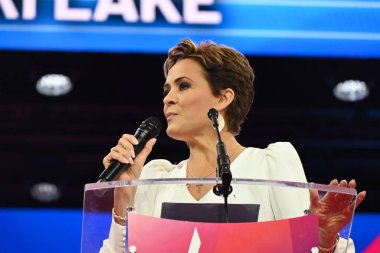 Kari Lake, Cumartesi öğleden sonra düzenlenen Muhafazakar Siyasi Eylem Konferansı 'nda açıklama yapacak. Ulusal Liman, Maryland 'de Muhafazakar Siyasi Eylem Konferansı başladı. 24 Şubat 2024, Ulusal Liman, Maryland, ABD