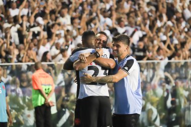 Cariacica (ES), 02 / 24 / 2024 - Vasco oyuncuları, Kleber Andrade Stadyumu 'nda düzenlenen Carioca Futbol Şampiyonası' nın 10. turu için geçerli olan Vasco ile Volta Redonda arasında oynanan karşılaşmada bir golü kutladılar.